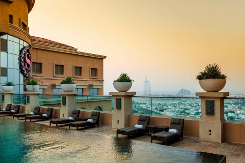 Sheraton Mall of the Emirates Hotel, Dubai image 4
